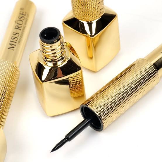 Miss Rose Golden Cap Eye liner